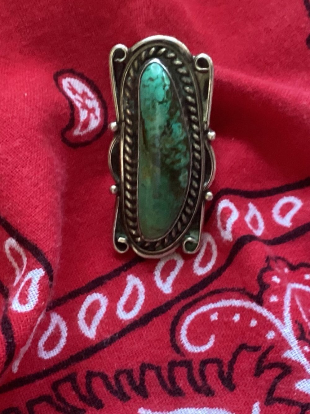 Large gorgeous turquoise ring.. - Picture 2 of 5